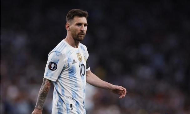 埃迪-豪:博特曼昨天没参加训练 霍尔无法出战热刺